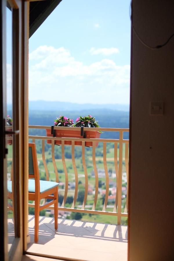 Zidanica-Vineyard Cottage Jakse Semic Kültér fotó