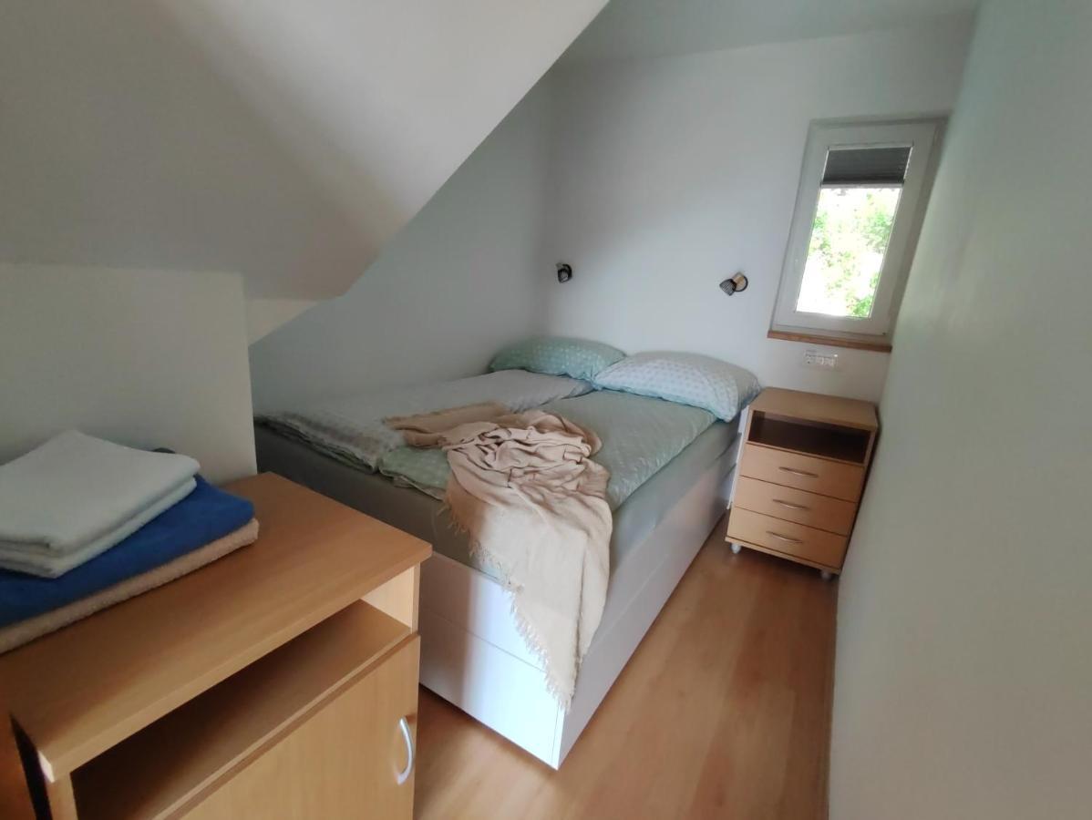 Zidanica-Vineyard Cottage Jakse Semic Kültér fotó